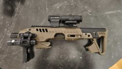 RONI G2 Carbine Conversion Kit inklusive Holosun HS403B RedDot und Vortex VMX-3T Magnifier Flip Mount